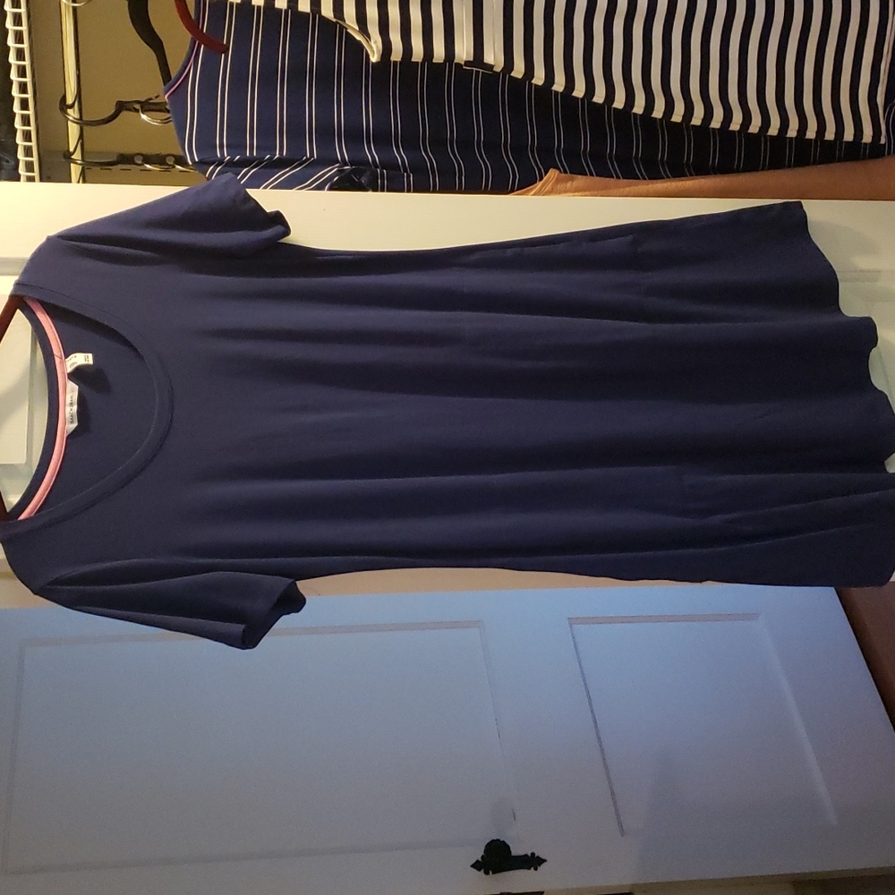 T shirt dress with pockets - never worn, washed once